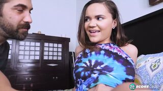 Naudi Nala vadul leszopja és lovagolja a nagyméretű dákót