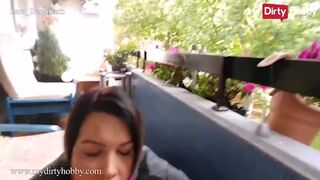 Lara Bergmann forró baletli orálozása megdöngetve gigászi faszal