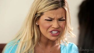 Abby Lee Latin és Adriana Sephora forró fiatal lesbi játékai