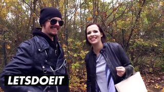 Óriási didkós csoki hajú német pipi felvétel a óriási kombiban vad baszásra
