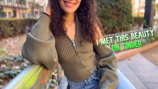 Gömbölyű fenekű tinédzser tinderes spiné éhezik durva faszra