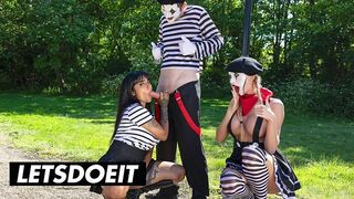 Sexy Street Mimes bemutatja: Gyönyörű édeshármas hatalmas mellekkel és méretes farkakkal a LetsDoeIt csatornán