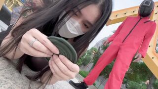 Swag daisybaby keményen hancúrozik a squid game felnőtt verziójában