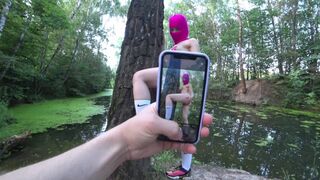 Világos Szőke zsenge közösülés cosplay-ben, arcra élvezés balaklaván